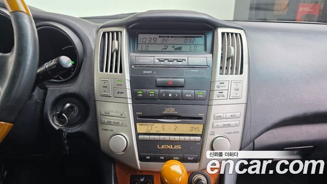 Lexus RX 2007 — photo 14