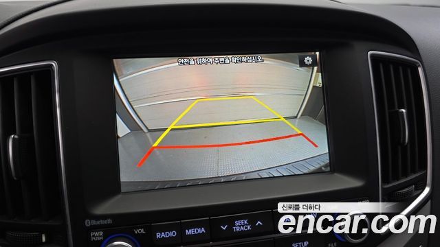 Hyundai Starex 2018 — photo 21