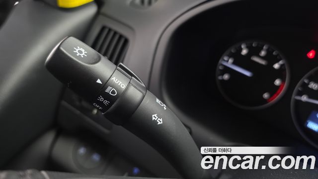 Hyundai Starex 2018 — photo 23
