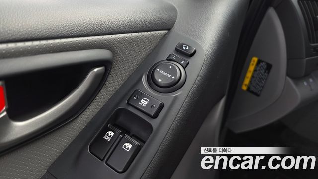 Hyundai Starex 2018 — photo 25