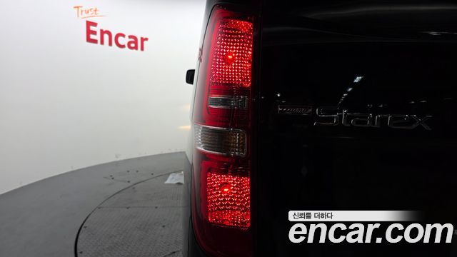 Hyundai Starex 2018 — photo 9