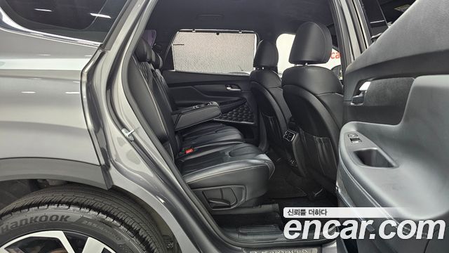 Hyundai Santafe 2021 — photo 17