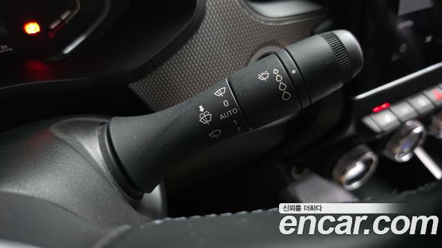 Renault Korea XM3 2023 — photo 28