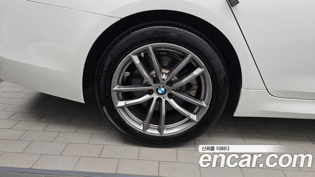BMW 5-Series 2018 — photo 5