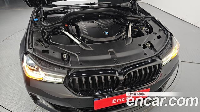 BMW Gran Turismo 2021 — photo 6