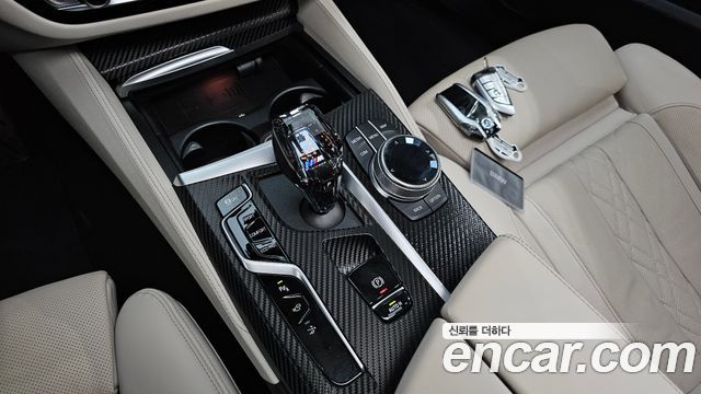 BMW Gran Turismo 2021 — photo 12