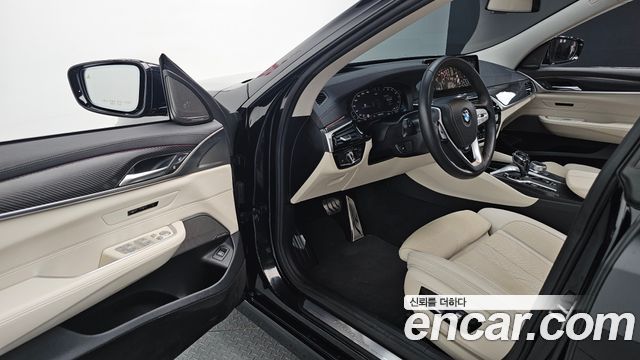 BMW Gran Turismo 2021 — photo 17