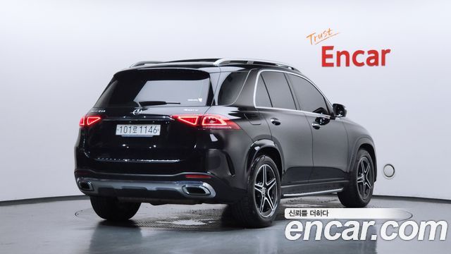 Mercedes-Benz GLE-Class 2020 — photo 2