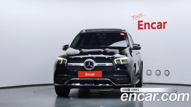 Mercedes-Benz GLE-Class 2020 — photo 3