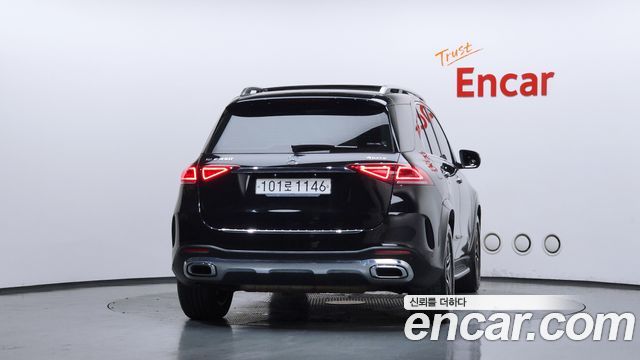 Mercedes-Benz GLE-Class 2020 — photo 4
