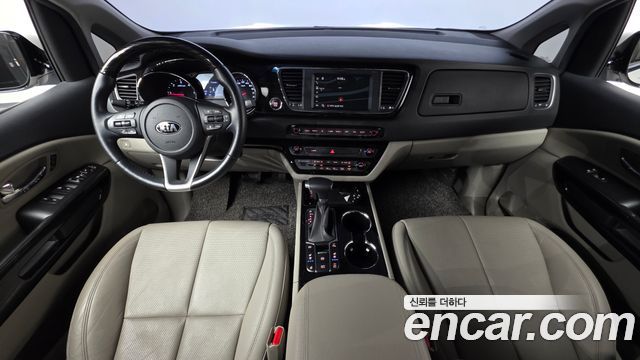 Kia Canival 2019 — photo 7