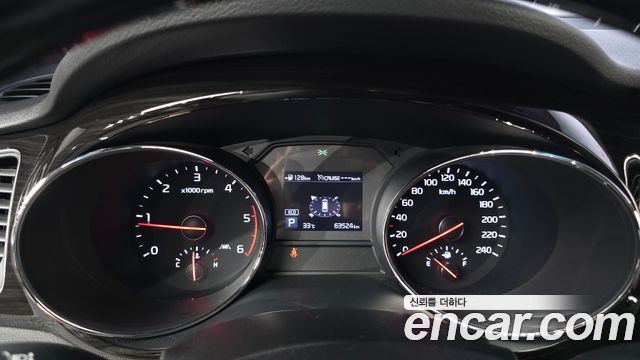 Kia Canival 2019 — photo 8