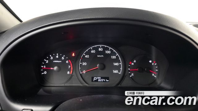 Hyundai Starex 2021 — photo 8