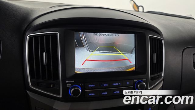 Hyundai Starex 2021 — photo 15