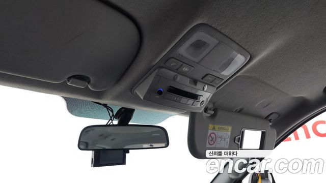 Hyundai Starex 2021 — photo 19