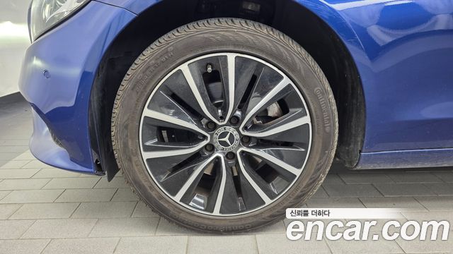 Mercedes-Benz C-Class 2019 — photo 5