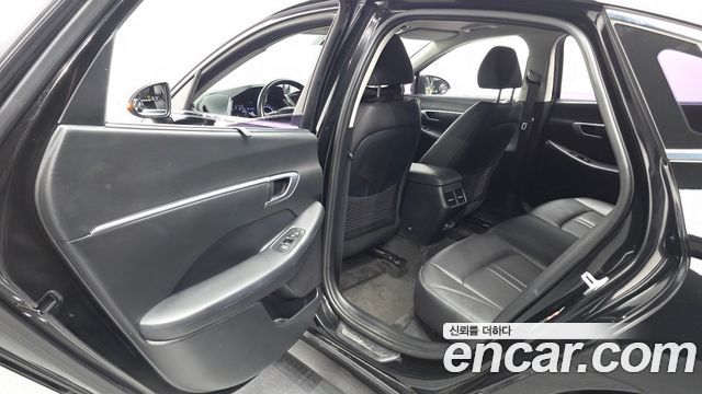Hyundai Sonata 2020 — photo 16