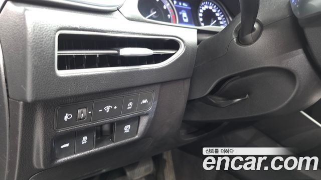 Hyundai Sonata 2020 — photo 27