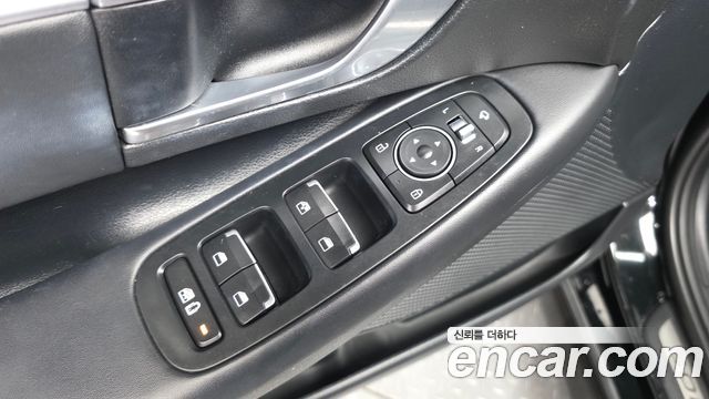 Hyundai Sonata 2020 — photo 28