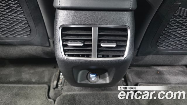 Hyundai Sonata 2020 — photo 32