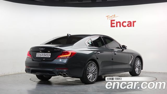 Genesis G70 2019 — photo 2