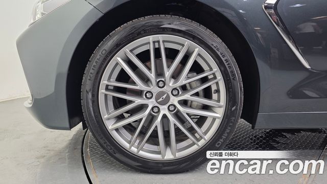 Genesis G70 2019 — photo 5