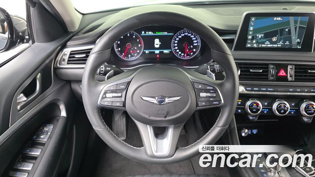 Genesis G70 2019 — photo 20