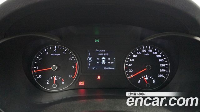 Kia K5 2017 — photo 8