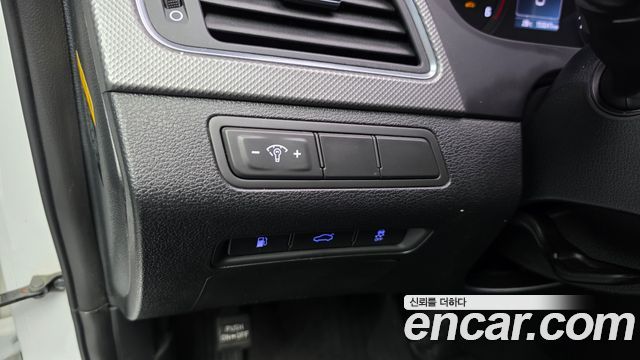Hyundai Sonata 2017 — photo 28