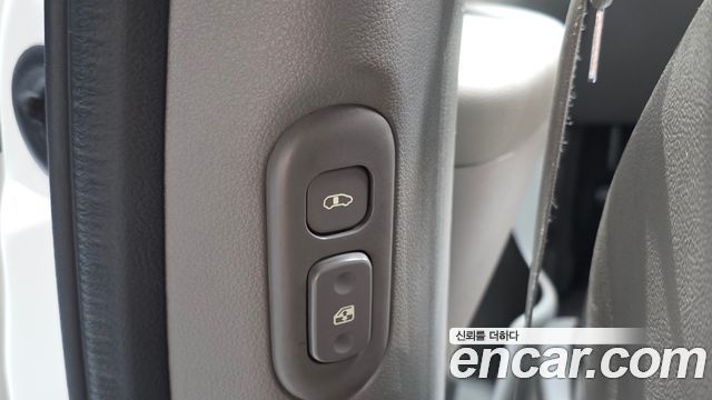 Kia Canival 2014 — photo 30