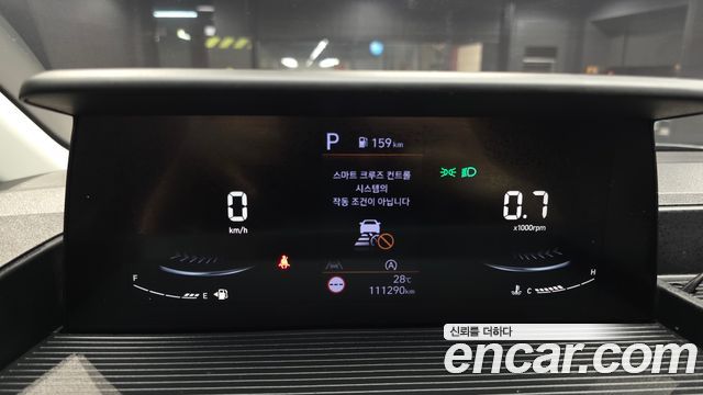 Hyundai Staria 2025 — photo 8