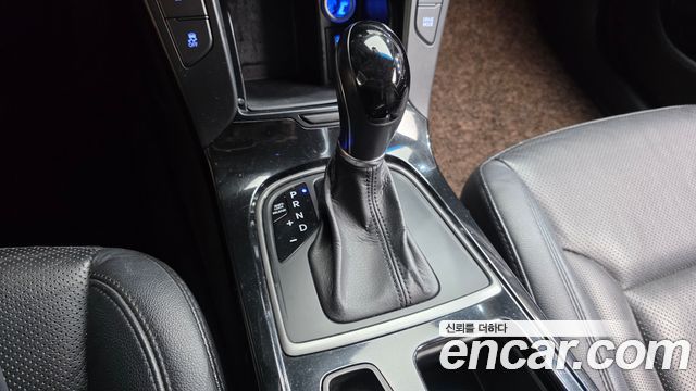 Hyundai i40 2016 — photo 9