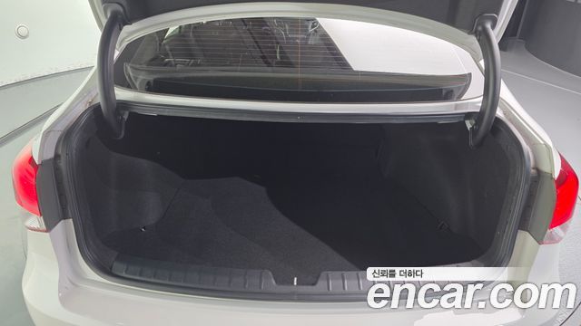 Hyundai i40 2016 — photo 20