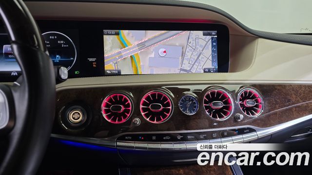 Mercedes-Benz S-Class 2018 — photo 12