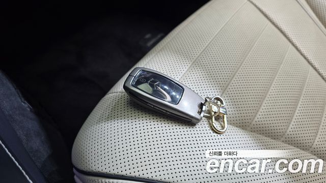 Mercedes-Benz S-Class 2018 — photo 15
