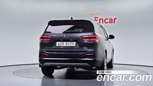Kia Sorento 2015 — photo 4