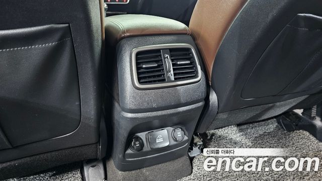 Kia Sorento 2015 — photo 29