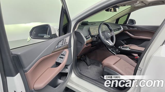BMW 2-Series 2025 — photo 13