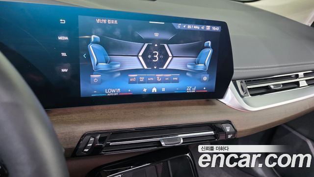BMW 2-Series 2025 — photo 20