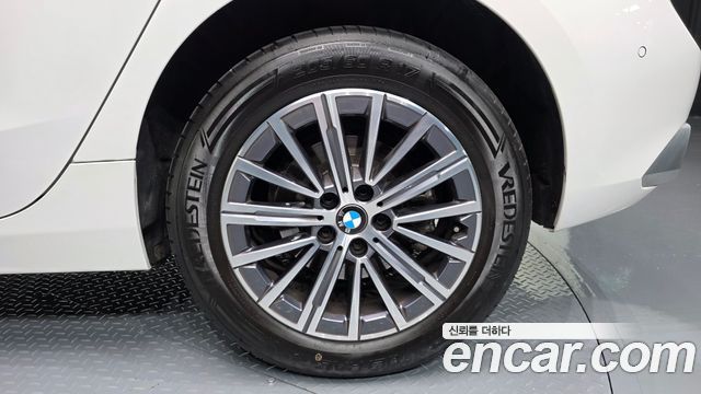 BMW 2-Series 2025 — photo 7