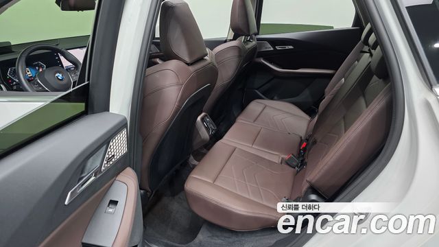 BMW 2-Series 2025 — photo 16