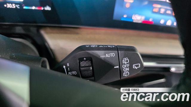 BMW 2-Series 2025 — photo 27