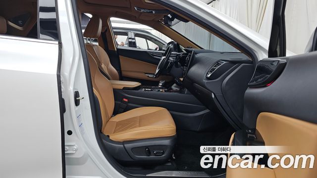 Lexus NX 2023 — photo 17