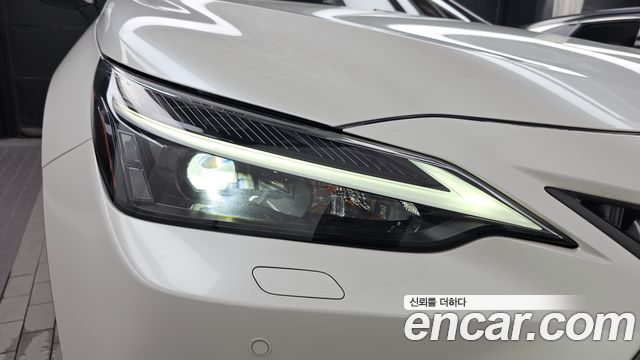 Lexus NX 2023 — photo 8