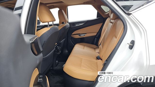 Lexus NX 2023 — photo 16
