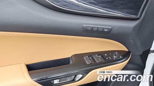 Lexus NX 2023 — photo 35