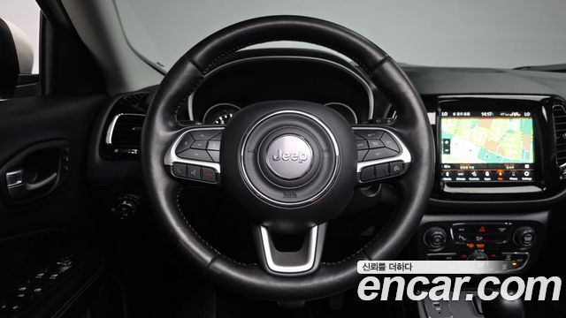 Jeep Compass 2021 — photo 18