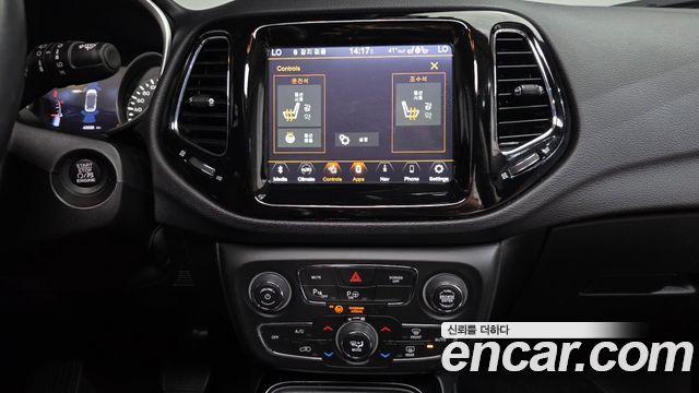 Jeep Compass 2021 — photo 19