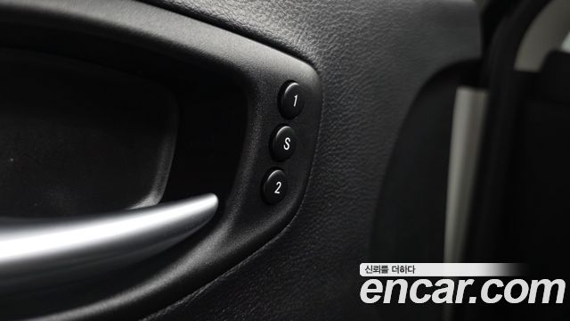 Jeep Compass 2021 — photo 23