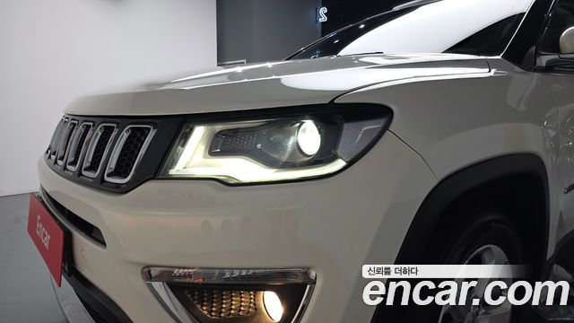 Jeep Compass 2021 — photo 8